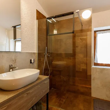 Rustico * Garda (Verona)