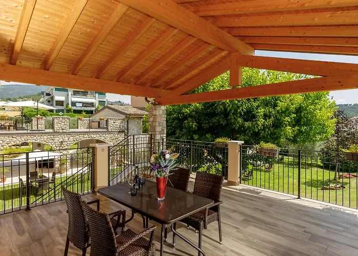 Rustico * Garda (Verona)