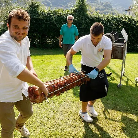 アパート Rustico ガルダ