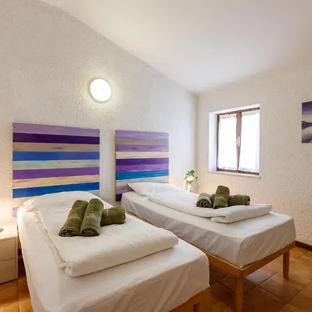 Apartament Rustico *