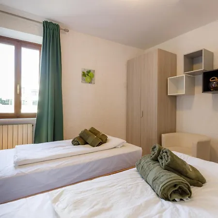 Rustico Apartamento Garda (Verona)