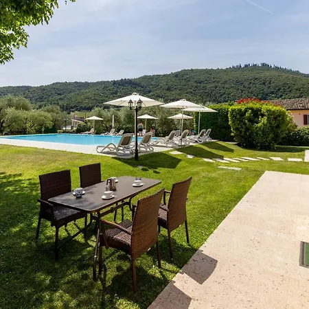 Rustico غارْدا