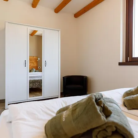 Rustico غارْدا